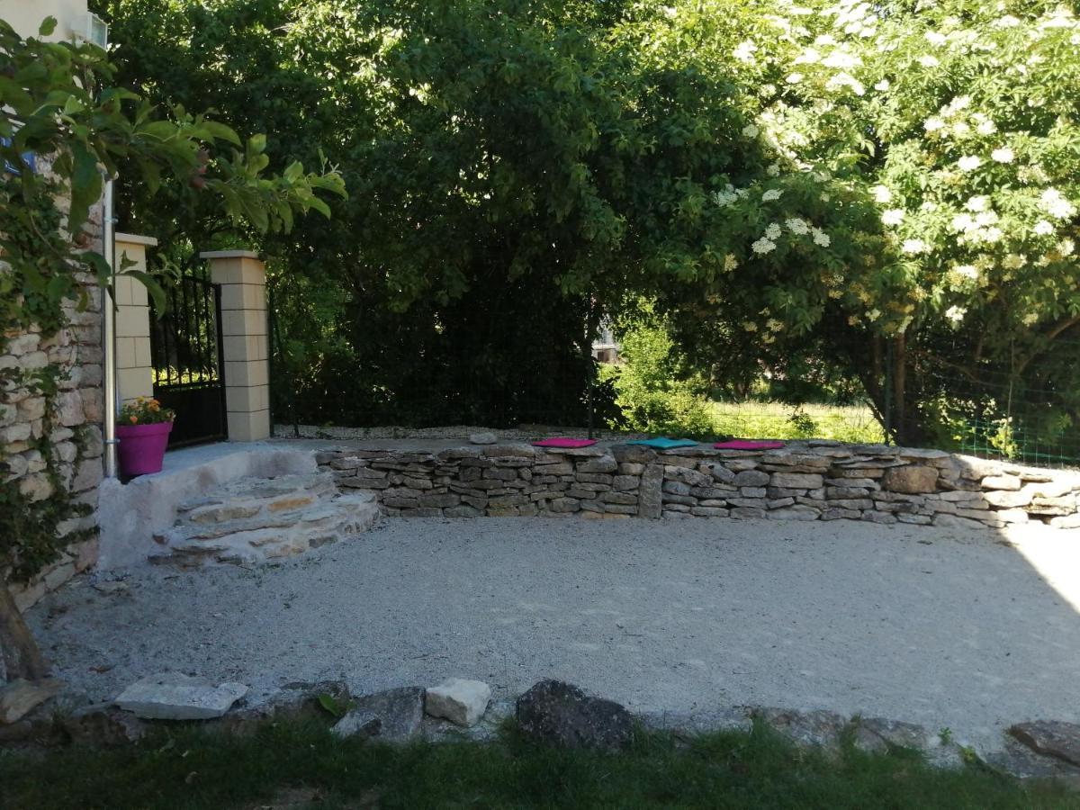 Les Bois D'Ormes Daire Bessey-en-Chaume Dış mekan fotoğraf